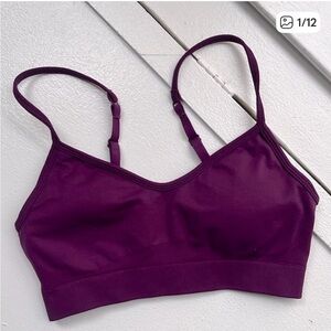 Athleta • Renew A-C Padded Convertible Sports Bra in Exotic Fuchsia • Size XS